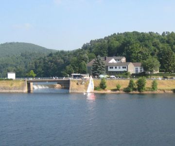 staumauer-rursee4